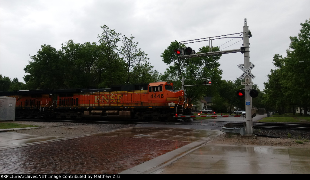 BNSF 4446